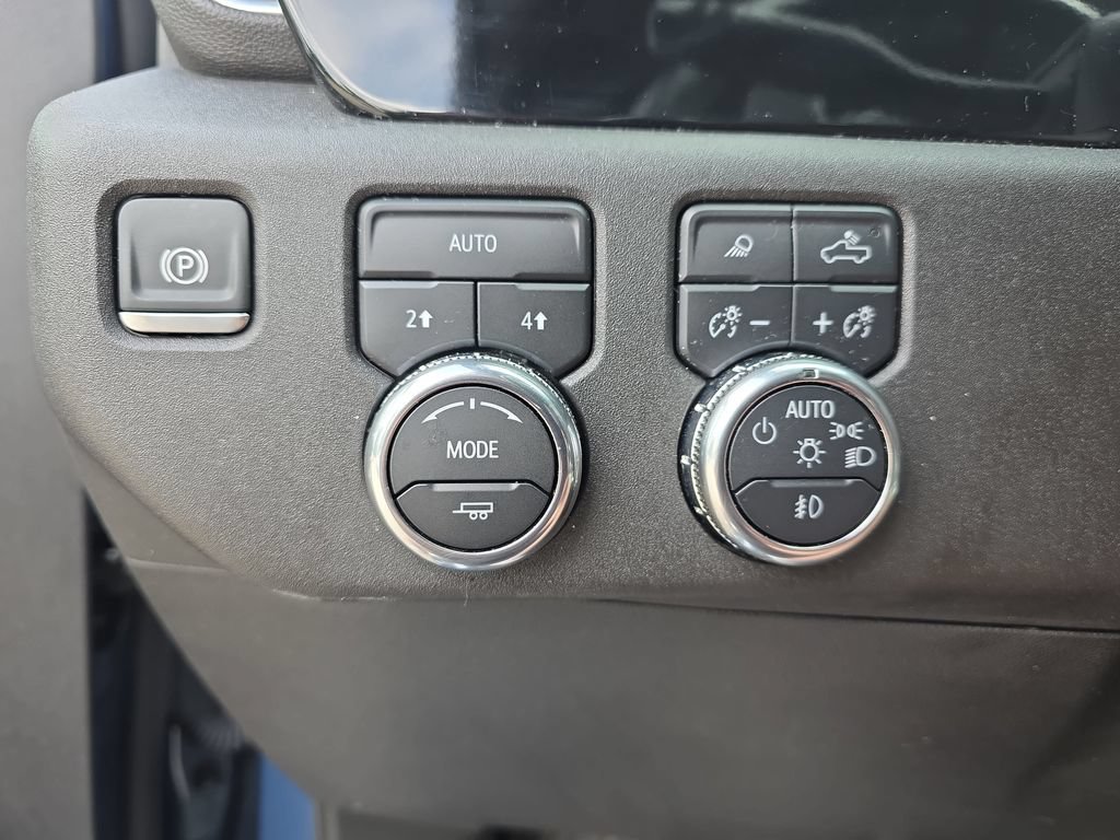 Certified 2024 GMC Sierra 1500 SLT w/ SLT Convenience Package AWD/4WD image 29