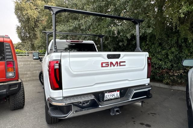 Used 2025 GMC Sierra 2500 SLT AWD/4WD image 6