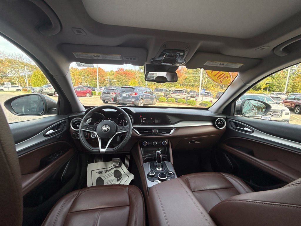 Used 2019 Alfa Romeo Stelvio Sport w/ Quick Order Package 22J Sport AWD/4WD image 7