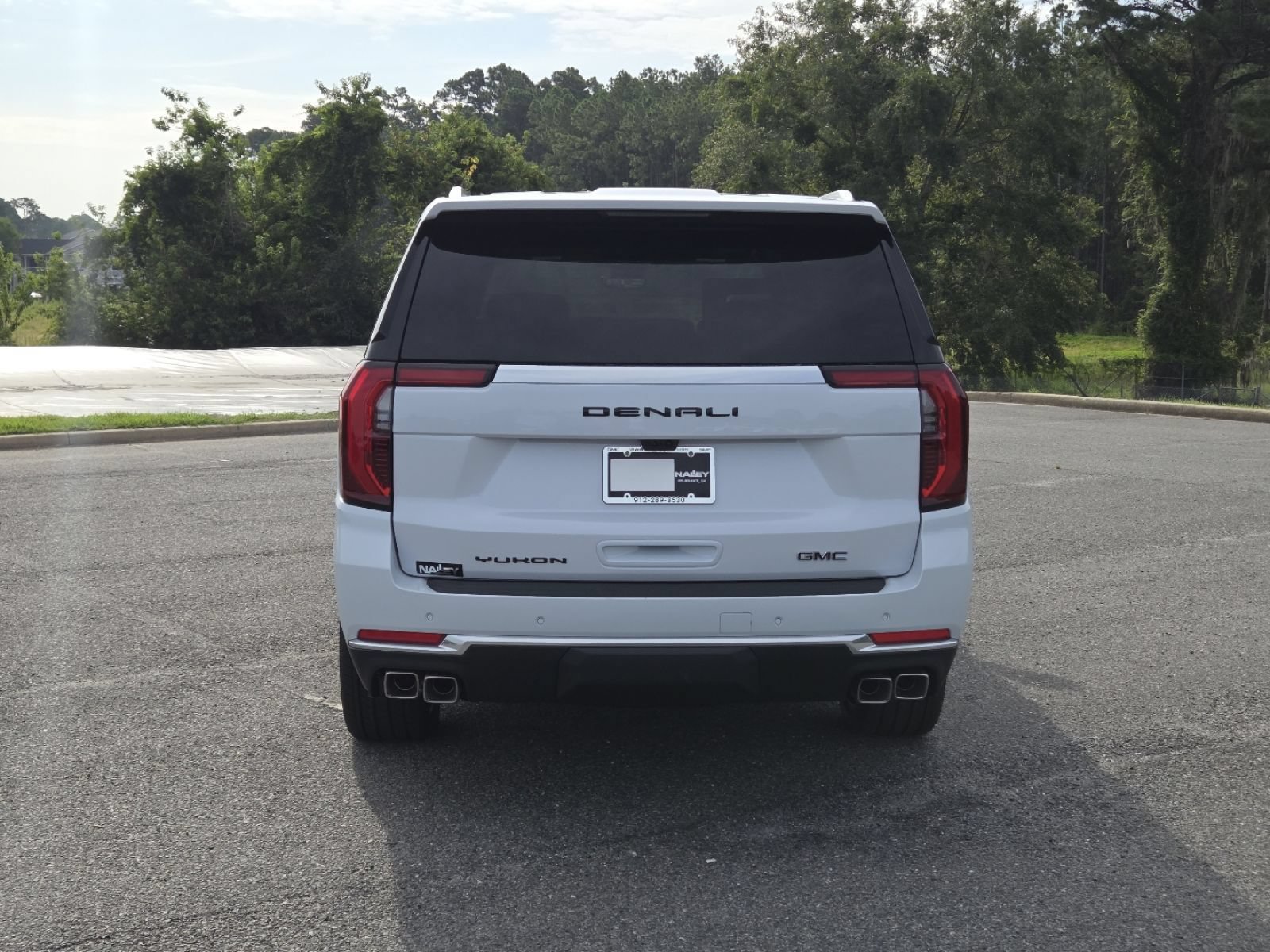 New 2026 GMC Yukon XL Denali w/ Denali Reserve Package AWD/4WD image 24