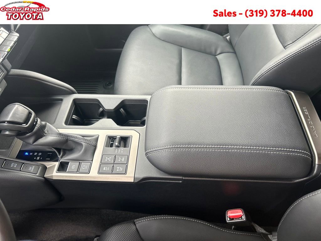 Used 2024 Toyota Land Cruiser image 20