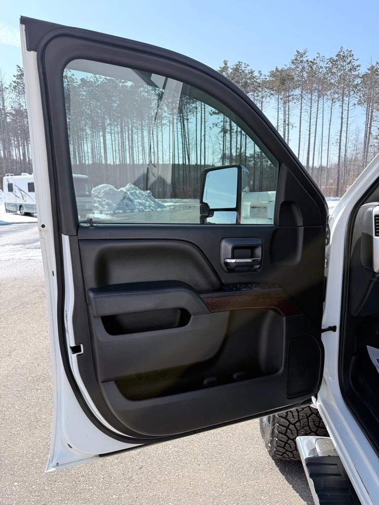 Used 2015 GMC Sierra 2500 SLE image 14