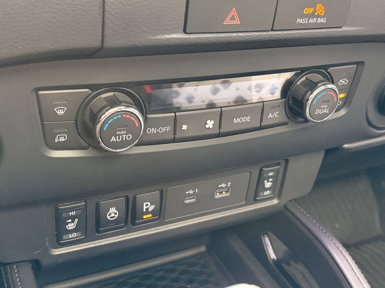 Used 2022 Nissan Frontier PRO-4X w/ Pro-4X Premium Package image 17