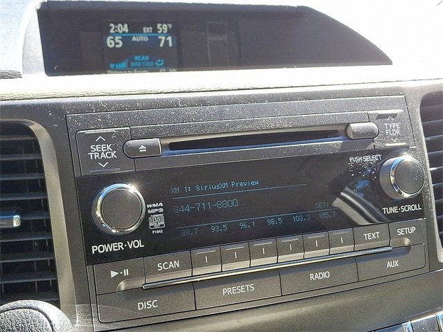 Used 2014 Toyota Sienna LE image 19