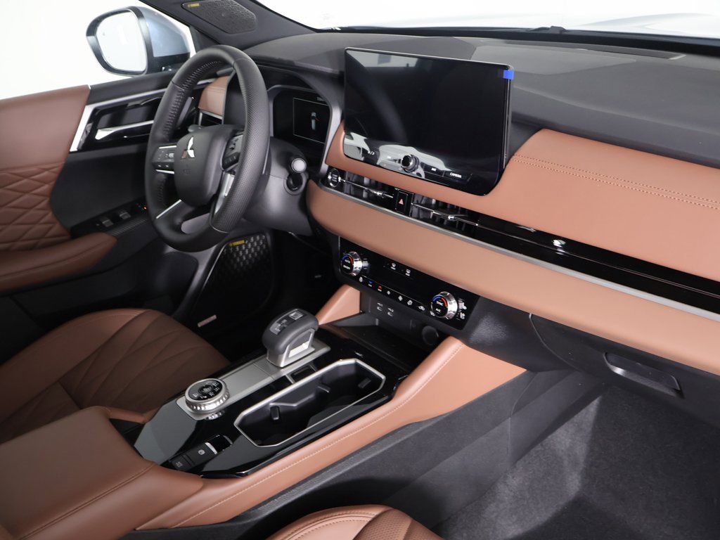 New 2026 Mitsubishi Outlander SEL image 34