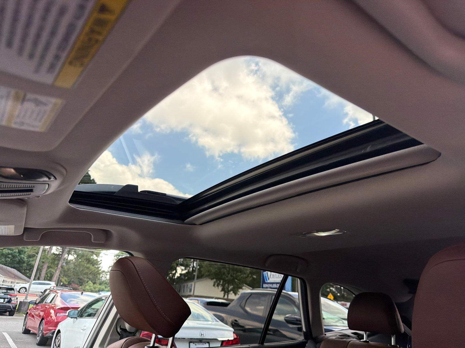 Used 2020 Subaru Outback Touring XT AWD/4WD image 35