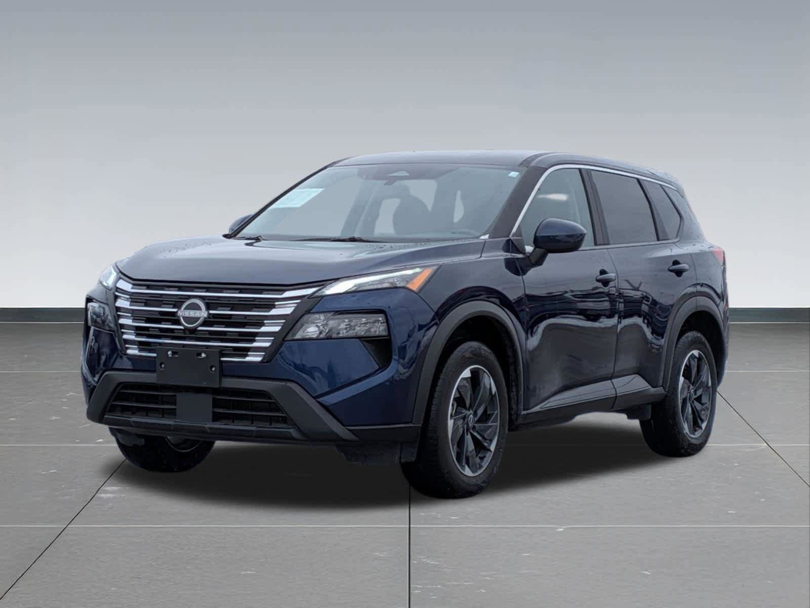 Used 2025 Nissan Rogue SV image 32
