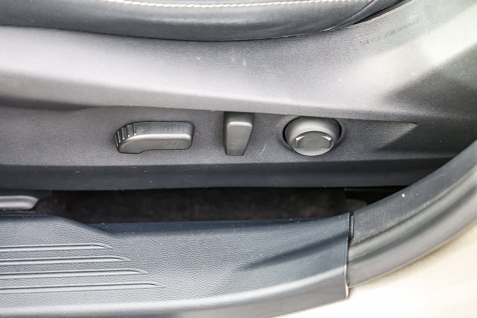 Used 2020 Subaru Outback Premium image 21