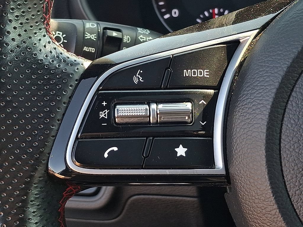 Certified 2023 Kia Forte GT FWD image 17
