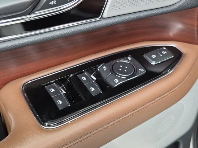 Used 2022 Lincoln Navigator Reserve AWD/4WD image 20