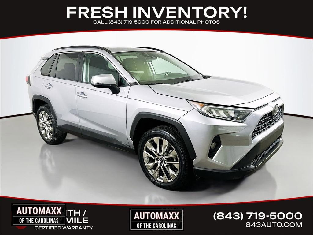 Used 2021 Toyota RAV4 XLE Premium image 1