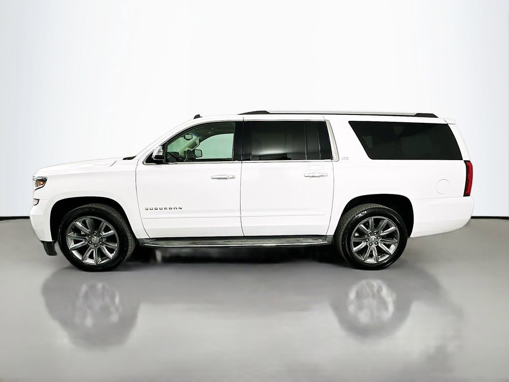 Used 2015 Chevrolet Suburban LTZ RWD image 8