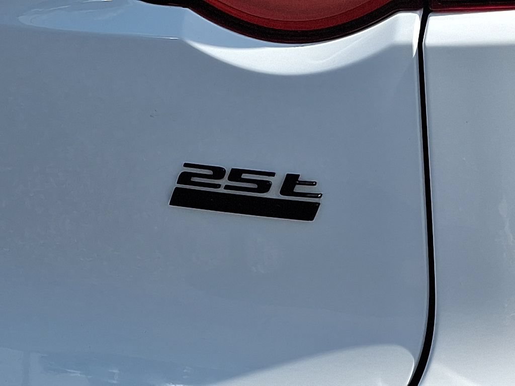 Used 2020 Jaguar F-PACE Premium AWD/4WD image 23