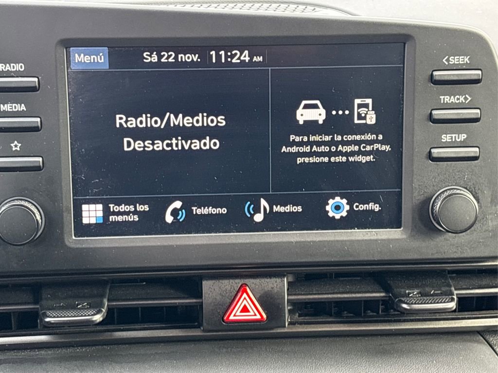 Certified 2025 Hyundai Elantra Sport image 19