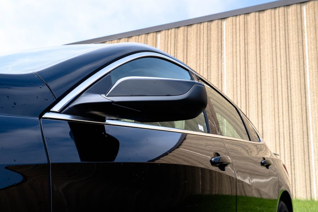 Used 2025 Chevrolet Malibu RS image 11