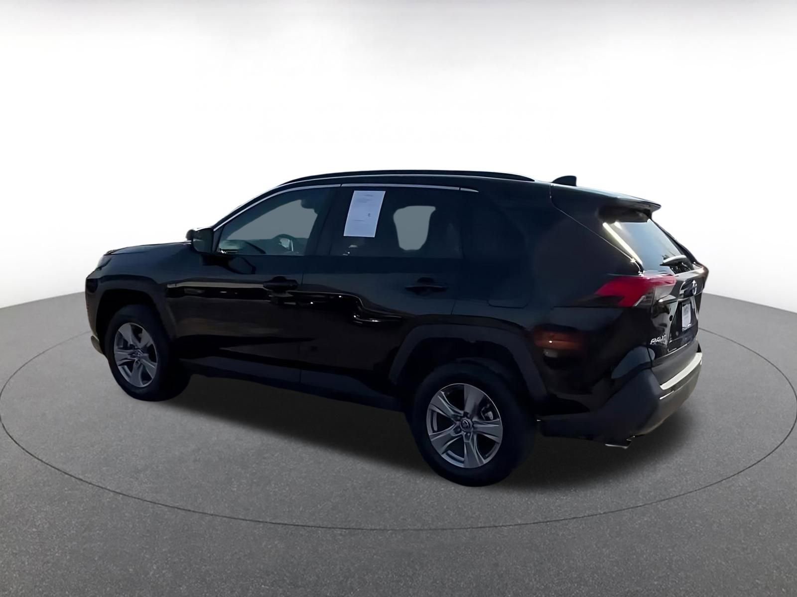 Used 2025 Toyota RAV4 XLE w/ Weather Package image 10