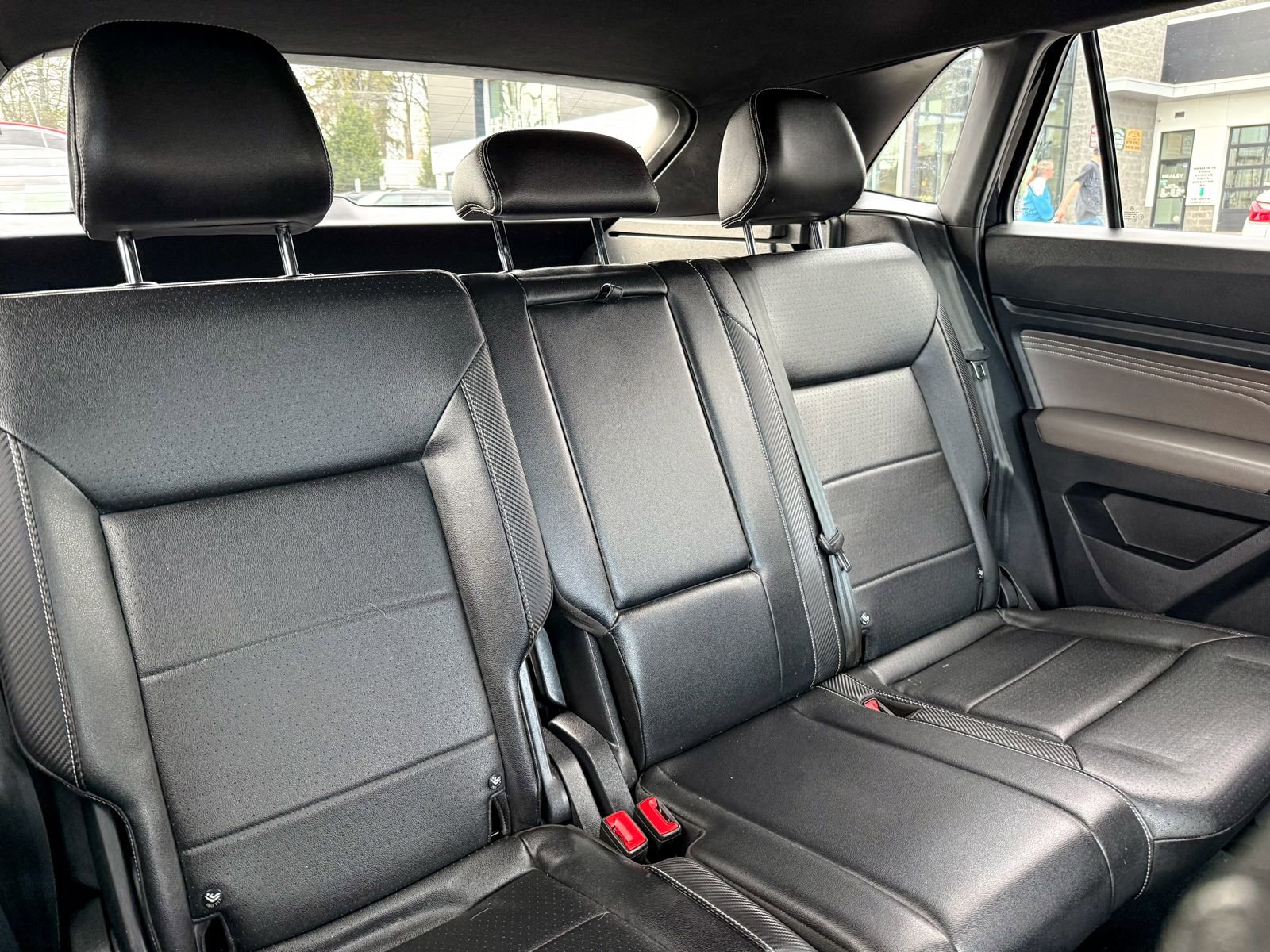 Used 2021 Volkswagen Atlas Cross Sport SE w/ Panoramic Sunroof Package AWD/4WD image 15