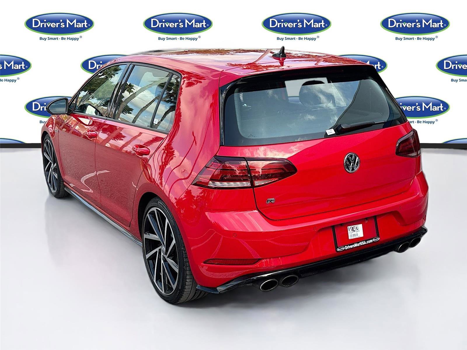 Used 2018 Volkswagen Golf 4-Door image 6