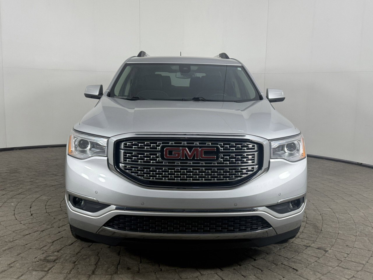 Used 2019 GMC Acadia Denali w/ LPO, Floor Liner Package image 2