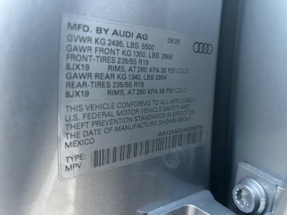 Used 2025 Audi Q5 Premium Plus w/ Premium Plus image 35