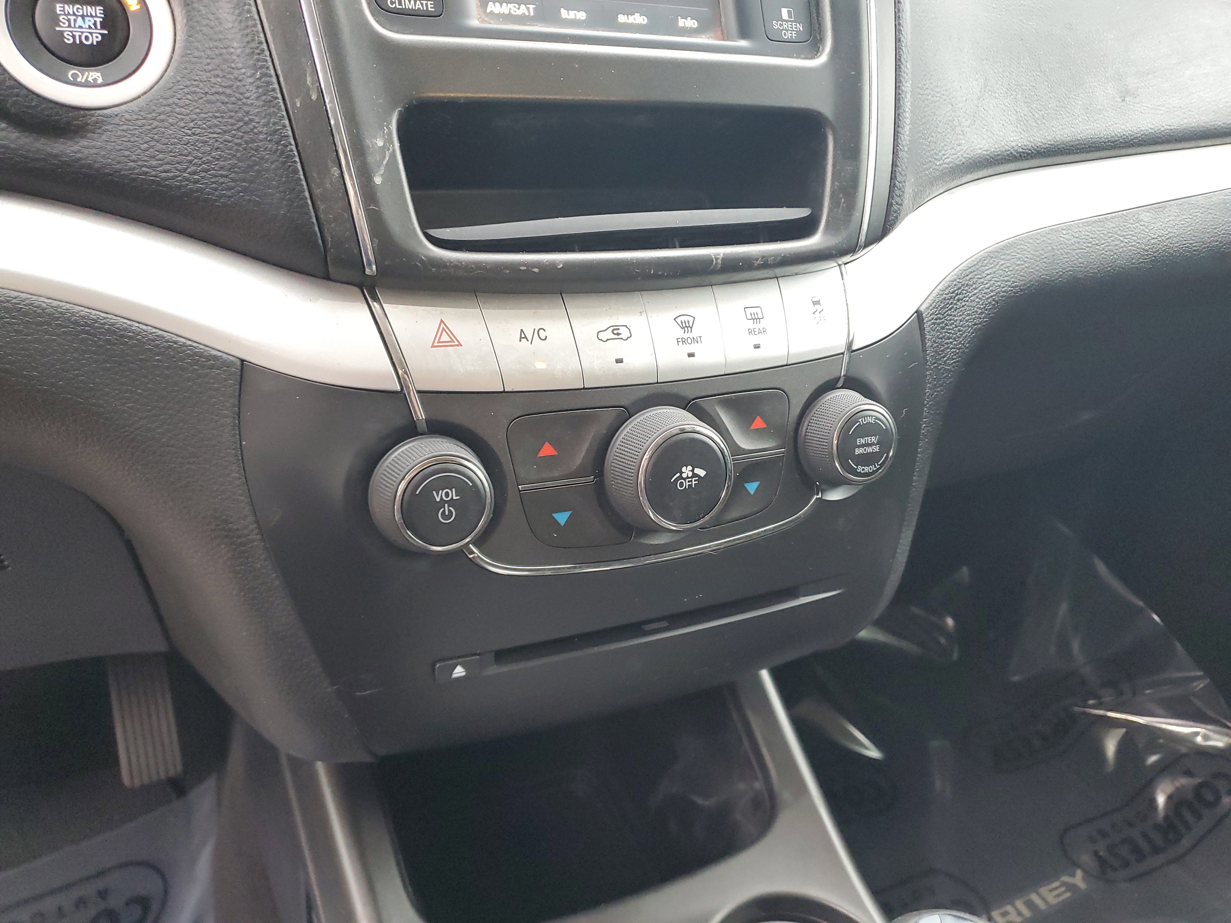 Used 2016 Dodge Journey Crossroad FWD image 19