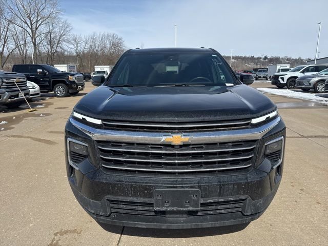 Used 2025 Chevrolet Traverse LT image 7