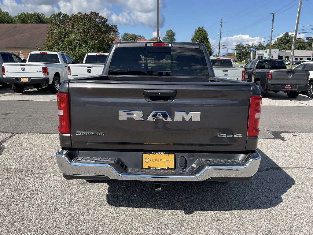Used 2025 RAM 1500 Big Horn AWD/4WD image 6