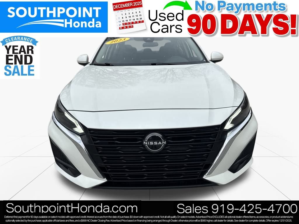 Used 2023 Nissan Altima 2.5 SV image 2