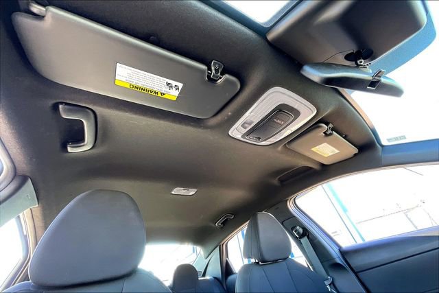 Certified 2025 Hyundai Elantra Sport w/ Cargo Package image 22