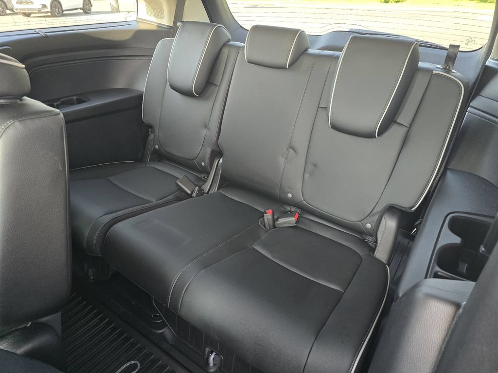 Used 2026 Honda Odyssey Elite image 12