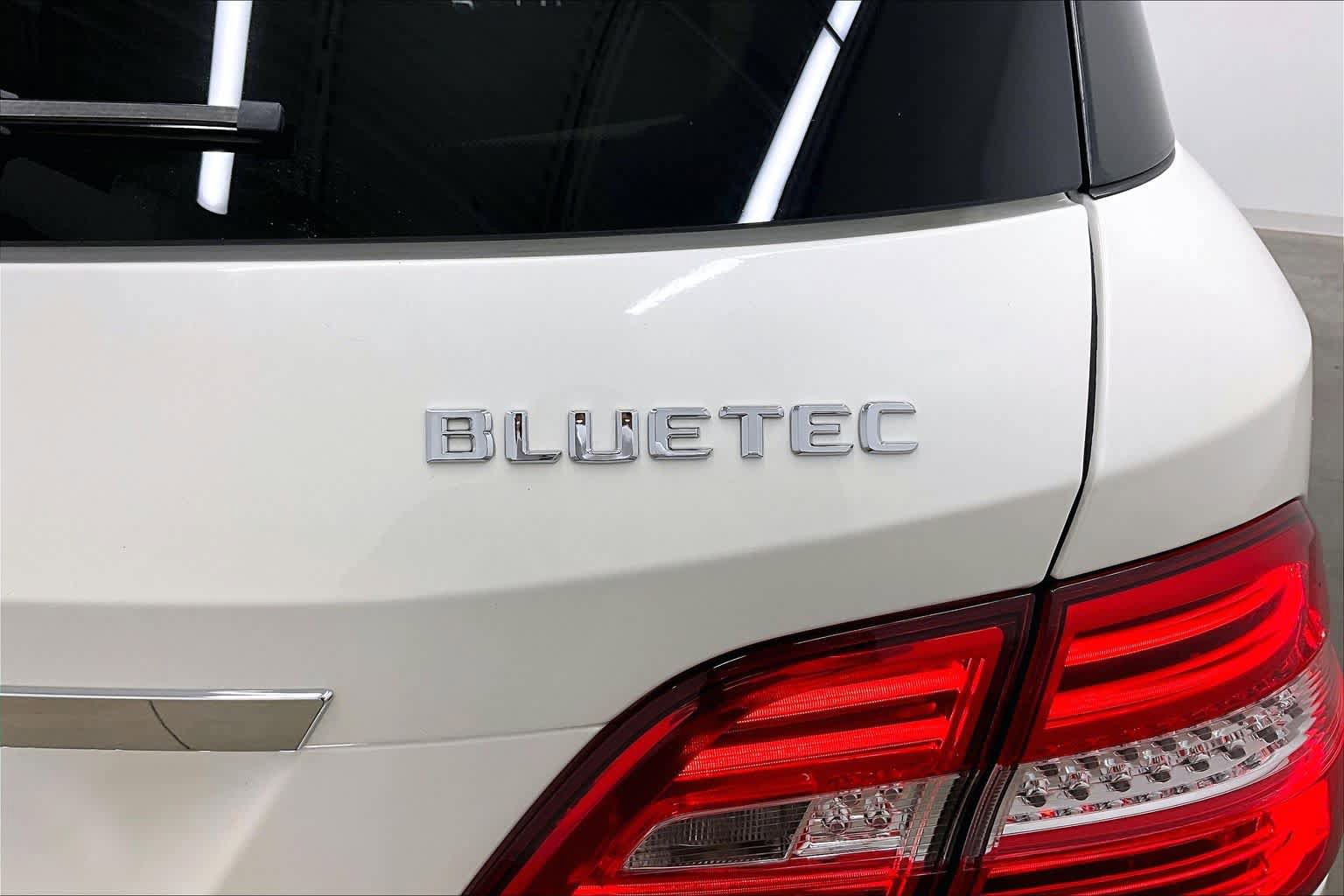 Used 2013 Mercedes-Benz ML 350 BlueTEC 4MATIC image 9
