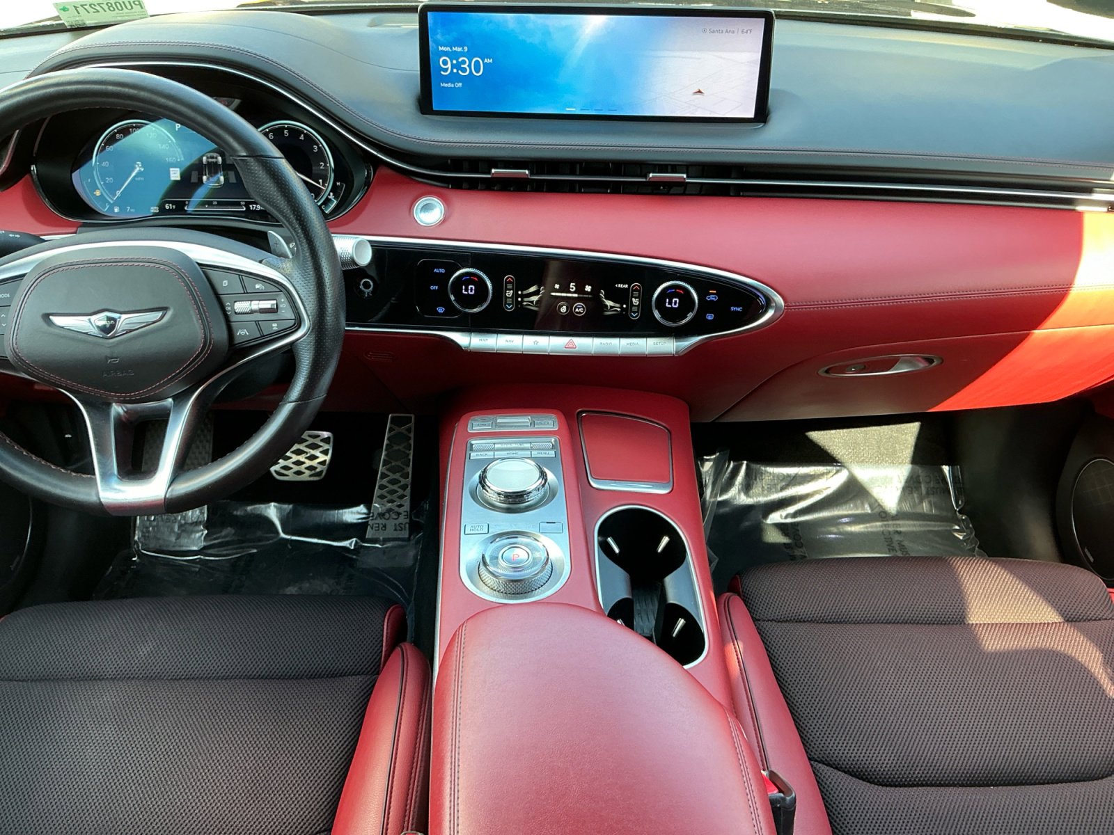Used 2023 Genesis GV70 2.5T w/ Sport Prestige Package image 10