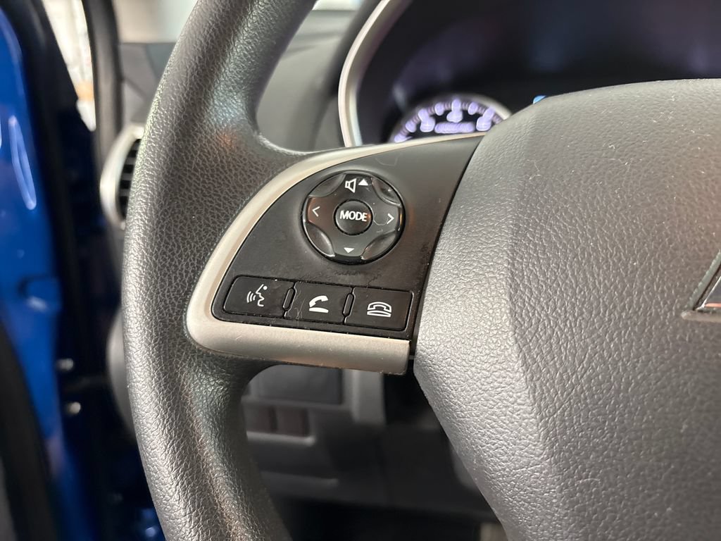 Used 2019 Mitsubishi Eclipse Cross LE AWD/4WD image 32