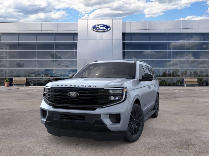New 2026 Ford Expedition Platinum w/ Stealth Appearance Package AWD/4WD image 2