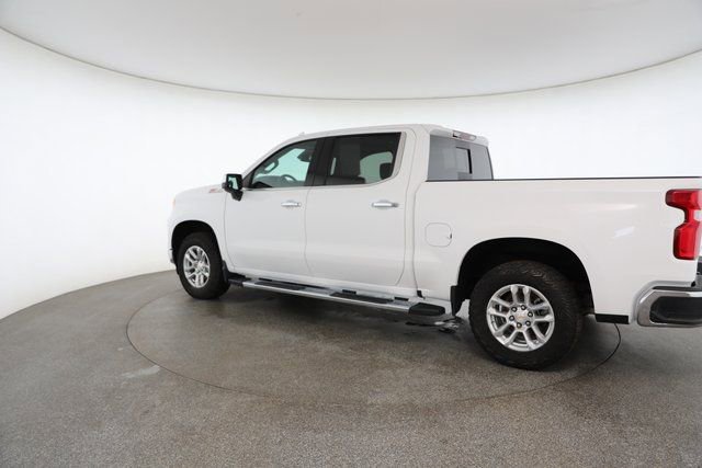 Used 2025 Chevrolet Silverado 1500 LTZ w/ Z71 Off-Road Package image 9