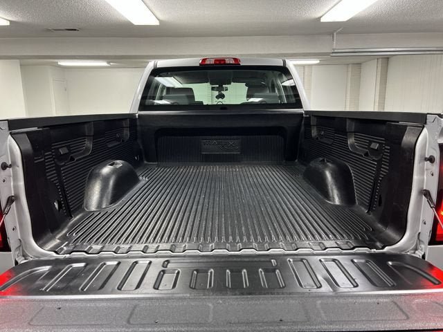 Certified 2017 Chevrolet Silverado 1500 W/T AWD/4WD image 24