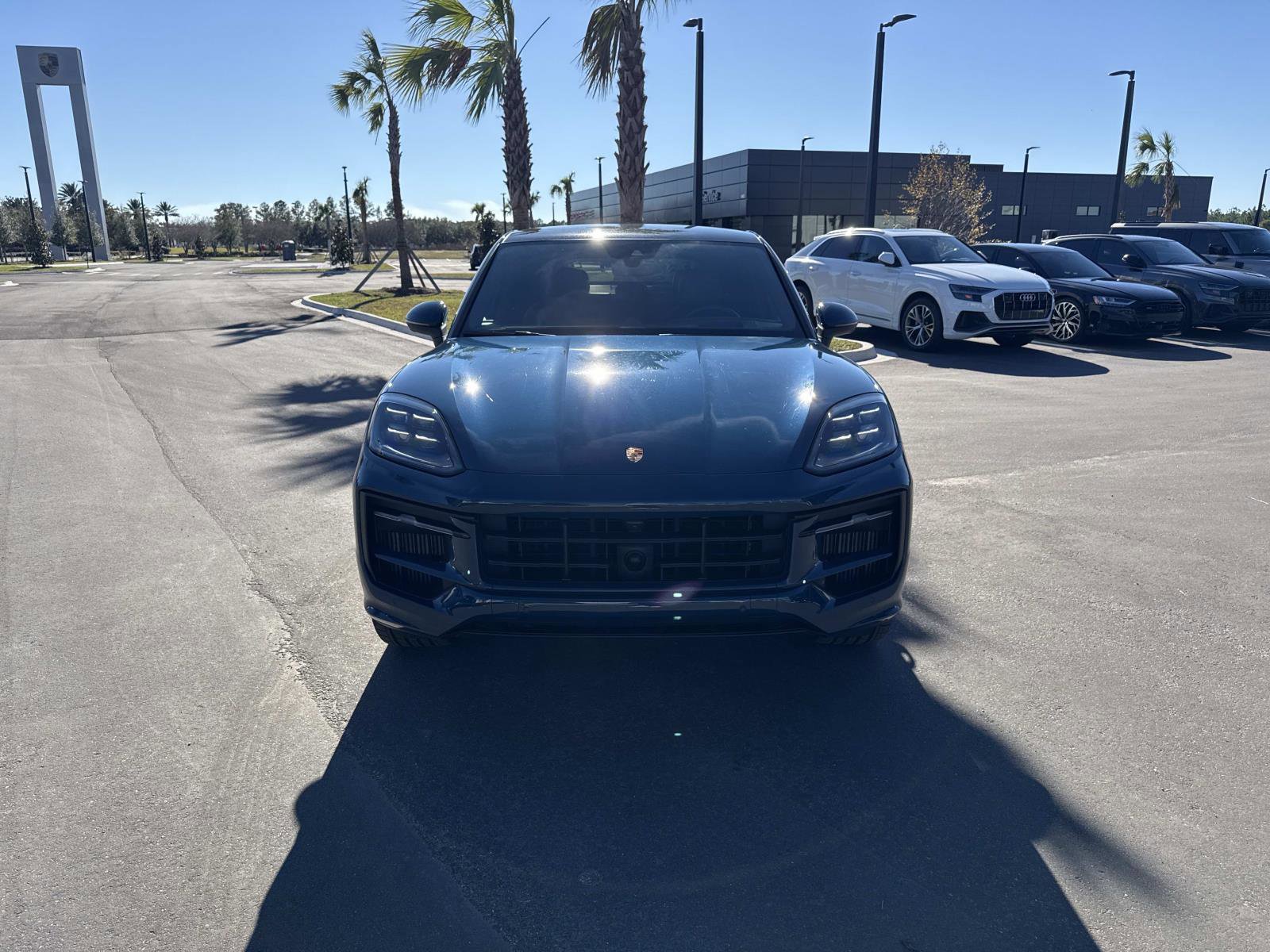 Used 2024 Porsche Cayenne S image 8