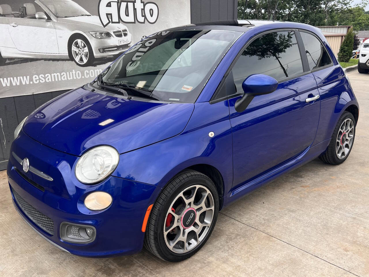 Used 2012 FIAT 500 Sport w/ Safety & Convenience Pkg FWD image 3