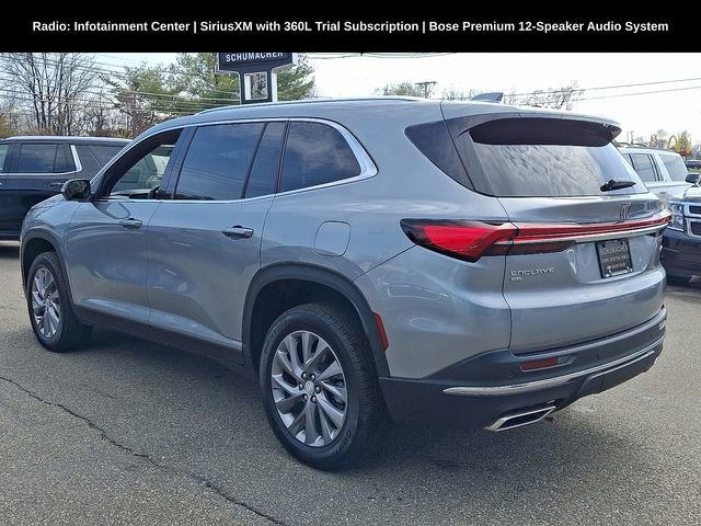 Used 2025 Buick Enclave Preferred w/ Power Package image 5