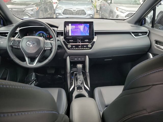 Used 2024 Toyota Corolla Cross XSE w/ Convenience Package image 9