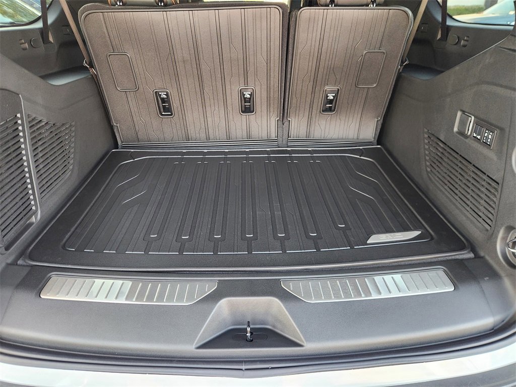 New 2026 GMC Yukon XL AT4 image 23