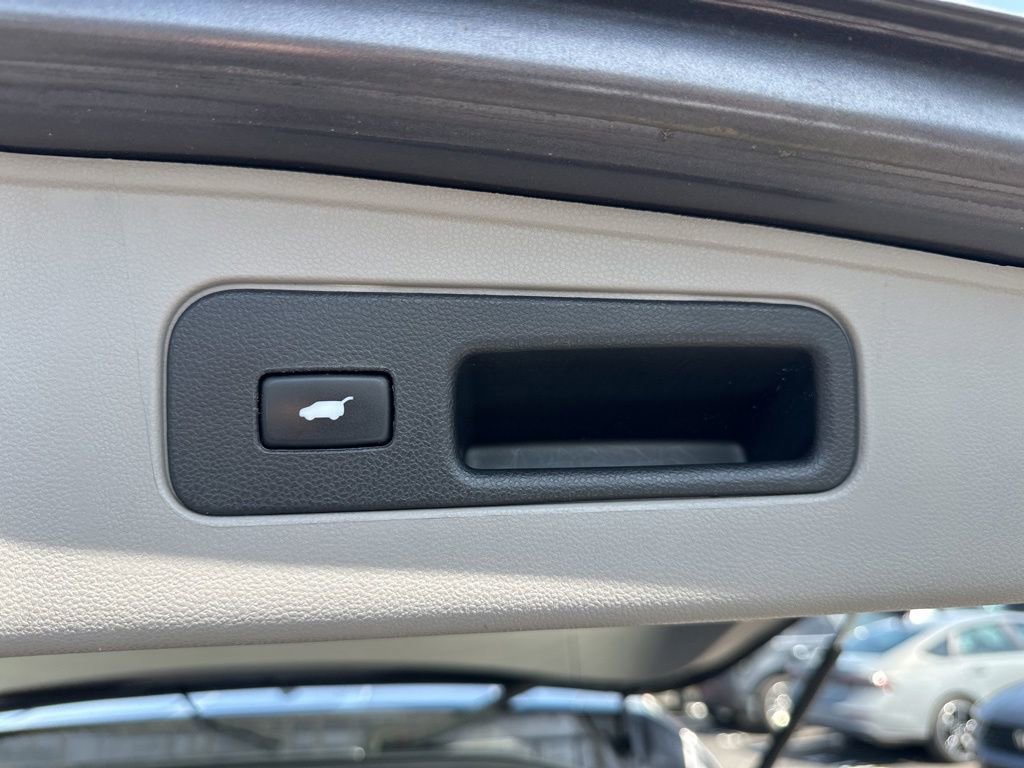 Used 2016 Honda Odyssey Touring image 12