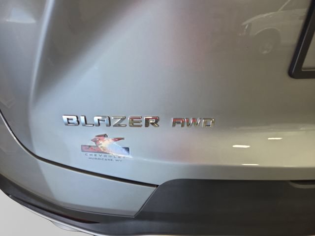 Used 2025 Chevrolet Blazer LT AWD/4WD image 52