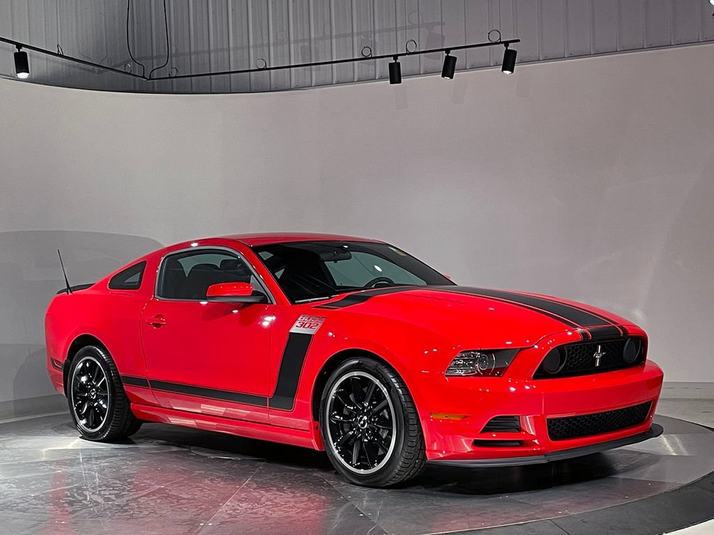 Used 2013 Ford Mustang Boss 302 w/ Boss 302 Accessory Pkg RWD image 79