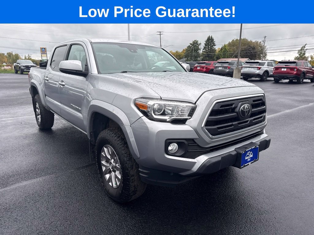 Used 2018 Toyota Tacoma SR5 AWD/4WD image 9