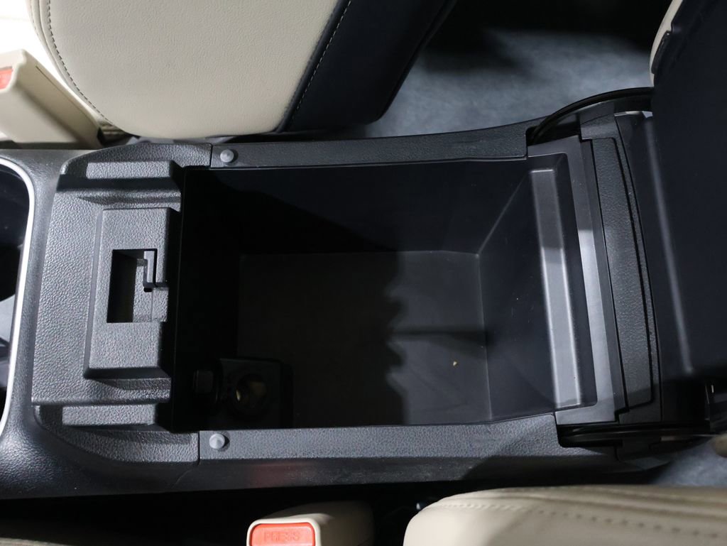 Used 2024 Subaru Legacy Limited image 34