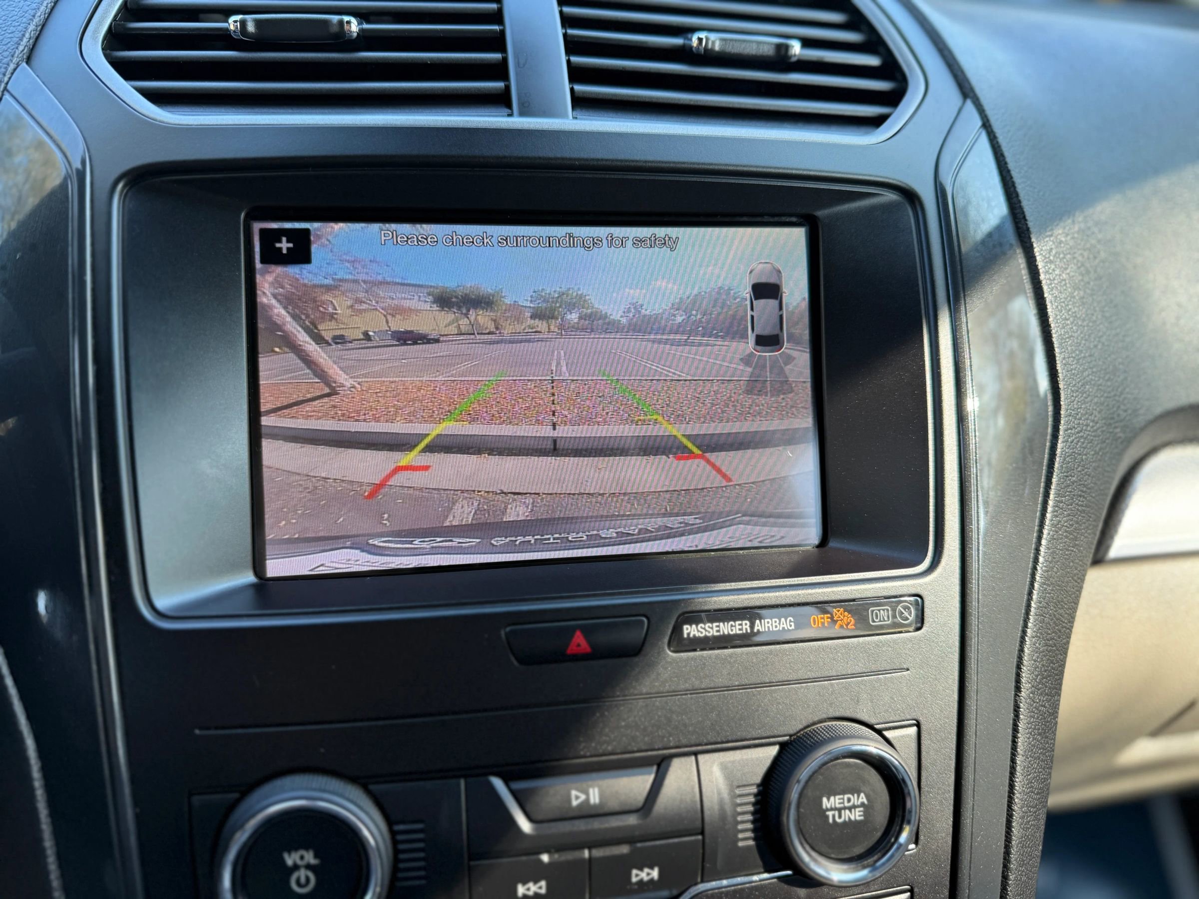 Used 2019 Ford Explorer XLT w/ Equipment Group 201A image 38