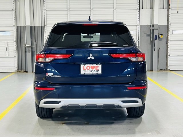 Used 2024 Mitsubishi Outlander SE image 19