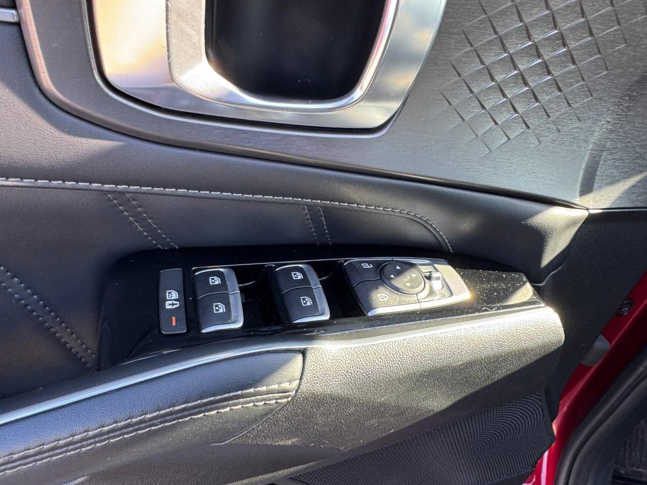 Used 2021 Kia Sorento SX image 16