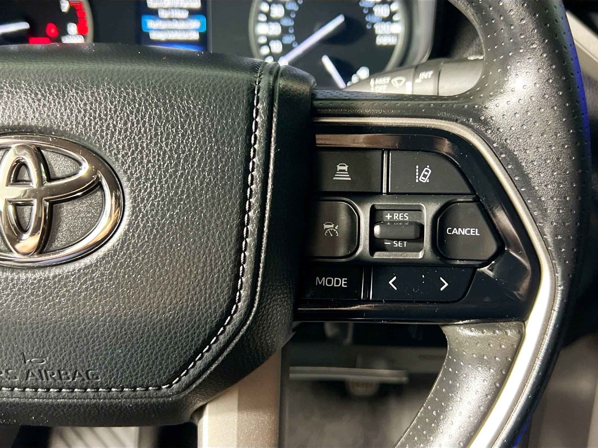 Used 2024 Toyota Tundra SR5 w/ SR5 Convenience Package AWD/4WD image 18